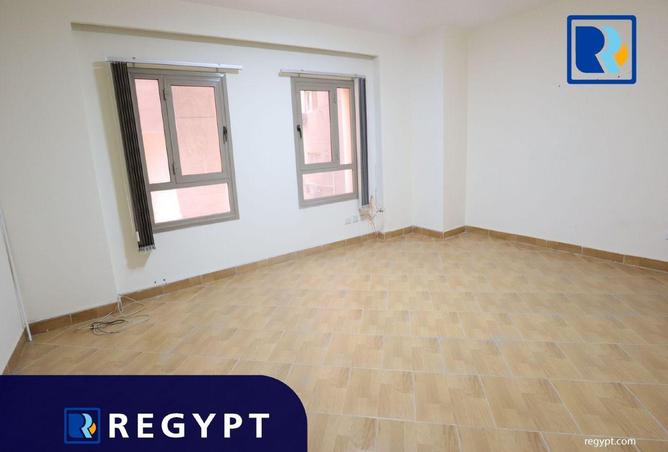 8656012 - Property Image 2