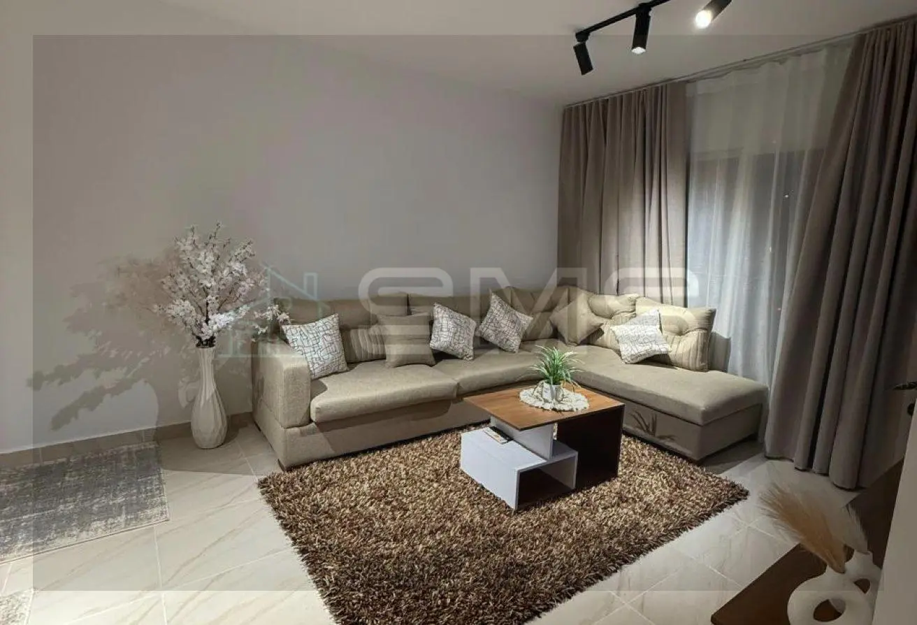 111876109 - Property Main Image