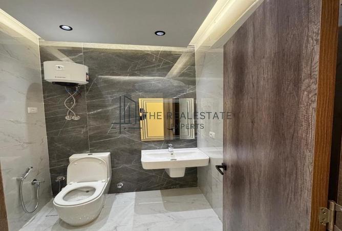 98552035 - Property Image 3