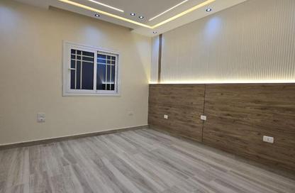 Apartment - 3 Bedrooms - 2 Bathrooms for sale in Gate 4 - Mena - Hadayek El Ahram - Giza
