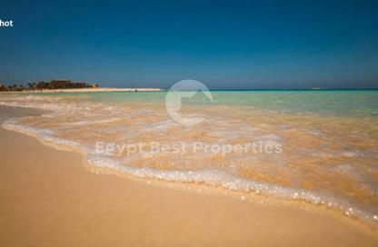 Chalet - 1 Bedroom - 2 Bathrooms for sale in Beit Al Bahr - Sidi Heneish - North Coast