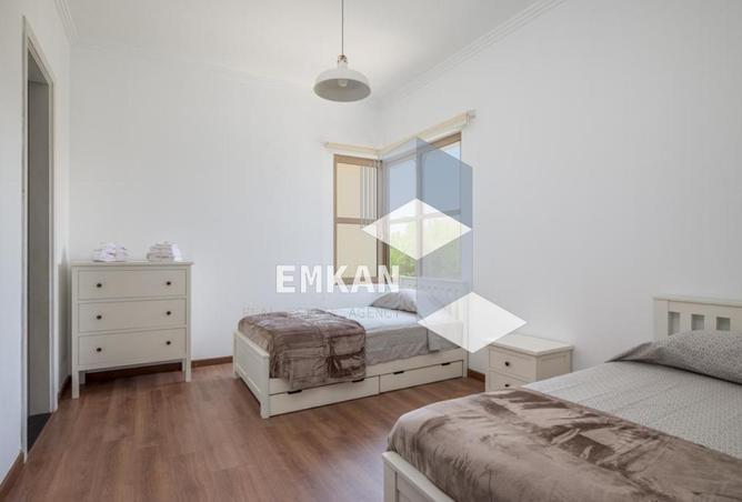 66431102 - Property Image 2