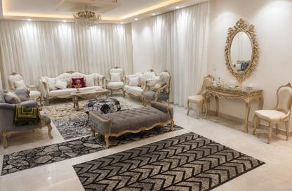 Apartment - 3 Bedrooms - 2 Bathrooms for sale in Al Gezira St. - South Investors Area - New Cairo City - Cairo