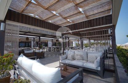 Chalet - 2 Bedrooms - 2 Bathrooms for sale in Azha North - Ras Al Hekma - North Coast
