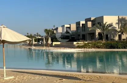 شاليه - 2 غرف نوم - 2 حمامات للبيع في ازها الساحل الشمالي - راس الحكمة - الساحل الشمالي