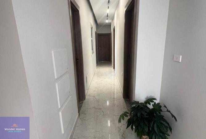 54504129 - صورة العقار 3