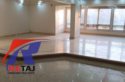 Apartment - 2 Bedrooms - 2 Bathrooms for rent in Hassan Ma'moon St. - 6th Zone - Nasr City - Cairo