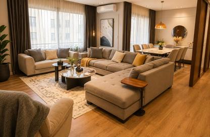 Apartment - 2 Bedrooms - 2 Bathrooms for sale in Palm Hills Village Gate - South Investors Area - New Cairo City - Cairo