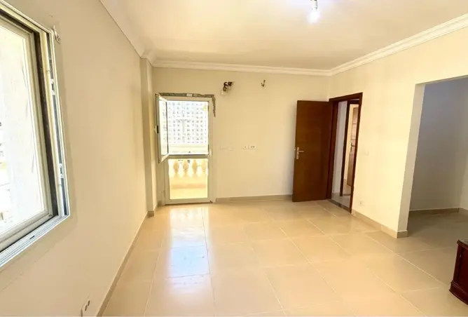 91008606 - Property Image 2
