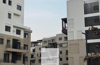 Villa - 3 Bedrooms - 2 Bathrooms for sale in O West - 6 October Compounds - 6 October City - Giza