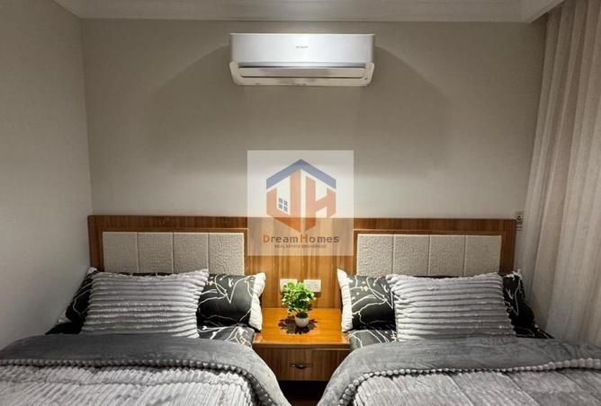 70098807 - Property Image 2