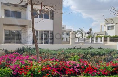 Villa - 4 - 4 for sale in Garden Residence - Hyde Park - New Cairo City - Cairo Villa - 4 - 4 for sale in Garden Residence - Hyde Park - New Cairo City - Cairo