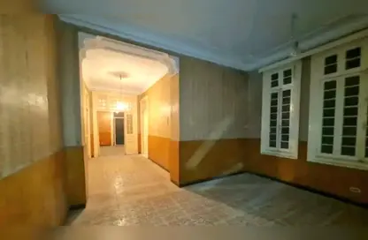 Office Space - 4 Bedrooms - 2 Bathrooms for rent in Al Naby Danyal St. - Raml Station - Hay Wasat - Alexandria