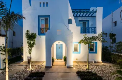 Chalet - 2 Bedrooms - 2 Bathrooms for sale in Mountain View - Ras Al Hekma - North Coast