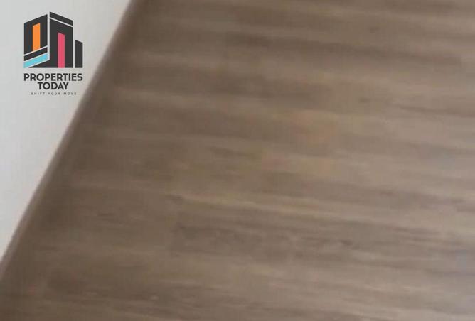 56001811 - Property Image 3