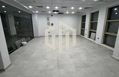 مساحات مكتبية - غرفة نوم - 1 حمام للايجار في شارع التسعين الجنوبي - التجمع الخامس - مدينة القاهرة الجديدة - القاهرة