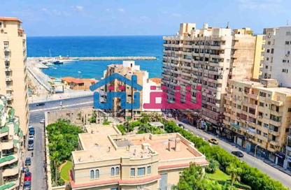 شقة - 3 - 2 للبيع في شارع عبد السلام عارف - لوران - حي شرق - الاسكندرية