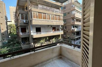 شقة - 3 غرف نوم - 2 حمامات للبيع في شارع علي ابن ابي طالب - المهندسين - الجيزة