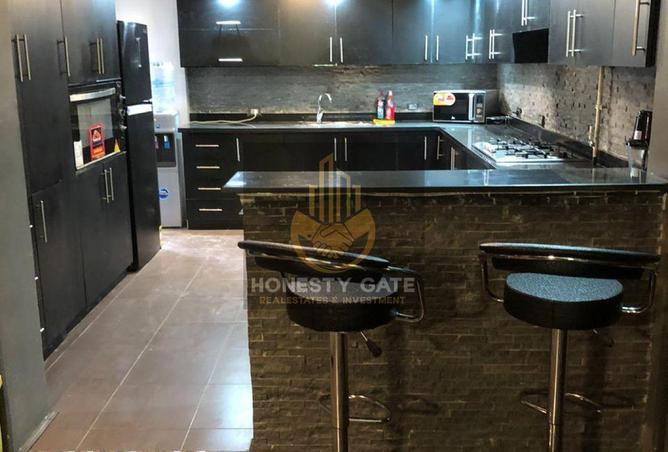 97718467 - Property Image 3
