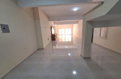 Duplex - 4 Bedrooms - 4 Bathrooms for rent in Al Shaimaa St. - Area F - Ganoob El Acadimia - New Cairo City - Cairo