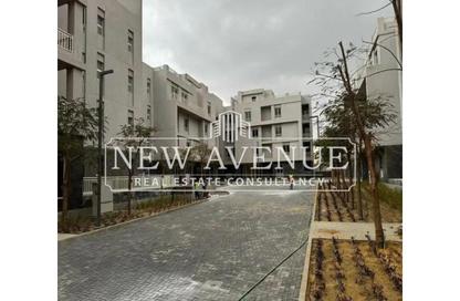 Apartment - 2 Bedrooms - 2 Bathrooms for sale in W Signature By Waterway - South Investors Area - New Cairo City - Cairo