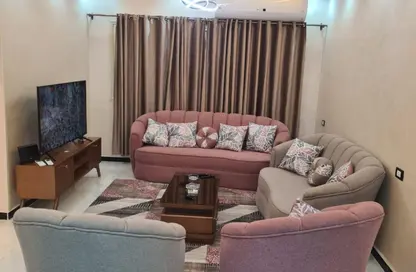 Apartment - 2 Bedrooms - 2 Bathrooms for rent in Al Nasr Road - 6th Zone - Nasr City - Cairo