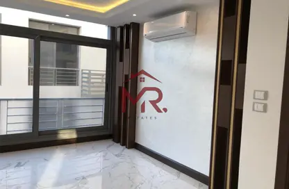 شقة - 3 غرف نوم - 3 حمامات للبيع في تاج سلطان - الطريق الدائري - القاهرة