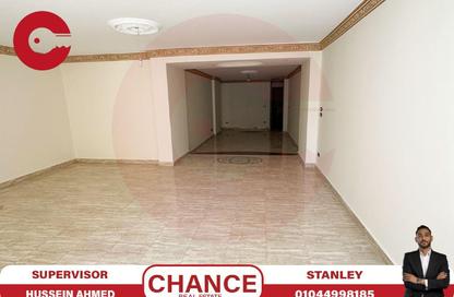 Apartment - 3 Bedrooms - 3 Bathrooms for rent in Mostafa Abou Heif St. - Saba Basha - Hay Sharq - Alexandria
