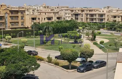 Penthouse - 4 Bedrooms - 3 Bathrooms for sale in Street 70 - District 1 - The 5th Settlement - New Cairo City - Cairo