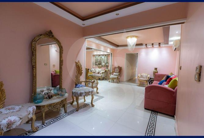 8573600 - Property Image 3