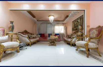 Apartment - 3 Bedrooms - 1 Bathroom for sale in Gamal Abdel Nasser Road - Sidi Beshr - Hay Awal El Montazah - Alexandria