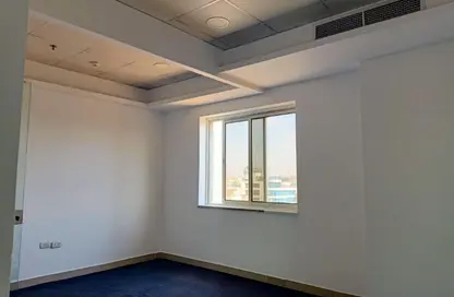 مساحات مكتبية - 4 غرف نوم - 2 حمامات للايجار في شارع التسعين الجنوبي - التجمع الخامس - مدينة القاهرة الجديدة - القاهرة