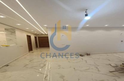 Apartment - 3 Bedrooms - 1 Bathroom for sale in Italian City Compound - Zahraa El Maadi - Hay El Maadi - Cairo