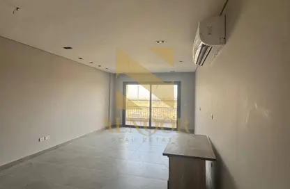 Apartment - 2 Bedrooms - 2 Bathrooms for rent in Village West - Sheikh Zayed Compounds - Sheikh Zayed City - Giza