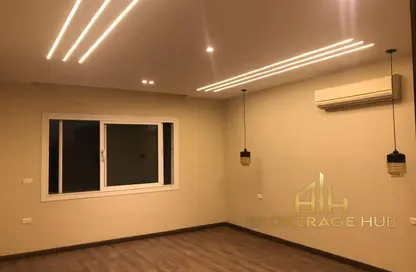 Apartment - 3 Bedrooms - 3 Bathrooms for rent in Garden Residence - Hyde Park - New Cairo City - Cairo