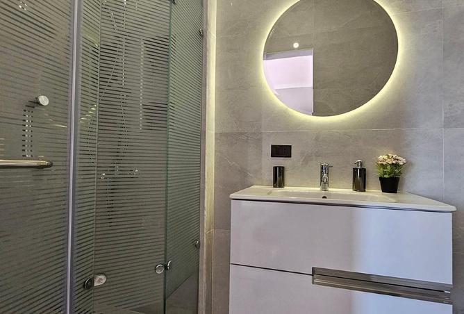 80528177 - Property Main Image