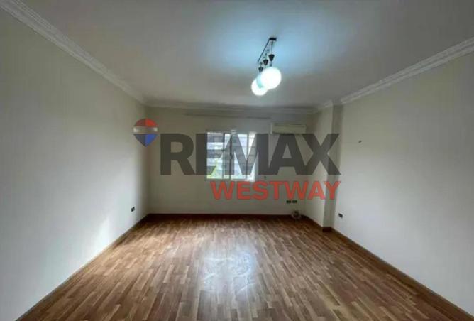 8486425 - Property Image 2