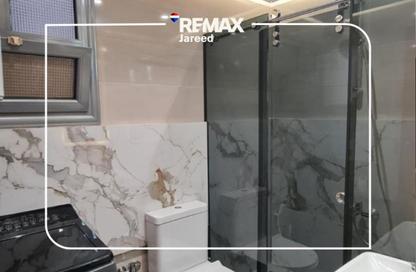 شقة - 3 غرف نوم - 3 حمامات للايجار في شارع البطل احمد عبد العزيز - المهندسين - الجيزة