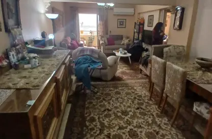 شقة - 2 غرف نوم - 1 حمام للبيع في شارع جمال الين دويدار - المنطقة الثامنة - مدينة نصر - القاهرة