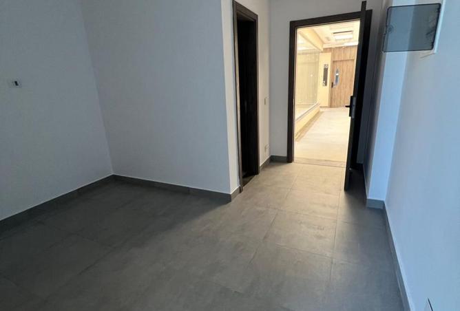 106847973 - Property Image 2