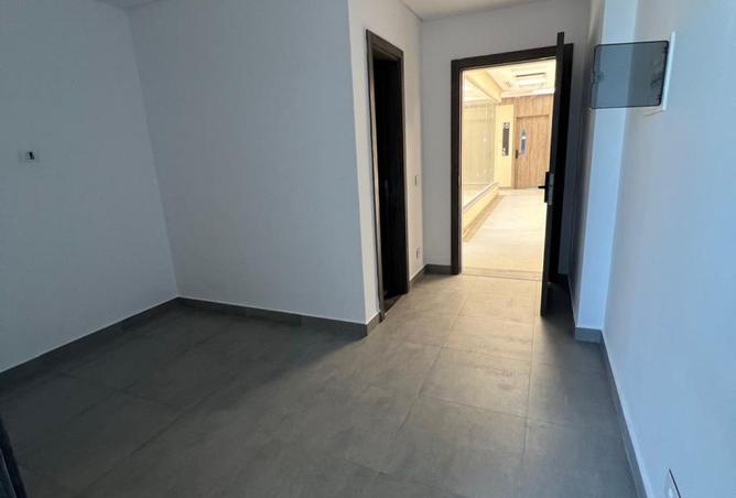 106847973 - Property Image 3