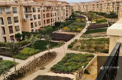 Apartment - 3 Bedrooms - 2 Bathrooms for sale in Stone Residence - 5th Settlement Compounds - The 5th Settlement - New Cairo City - Cairo