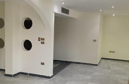 Apartment - 3 Bedrooms - 2 Bathrooms for rent in 8th District - Sheikh Zayed City - Giza
