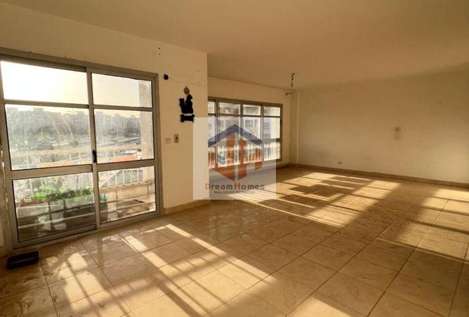 8715911 - Property Image 3