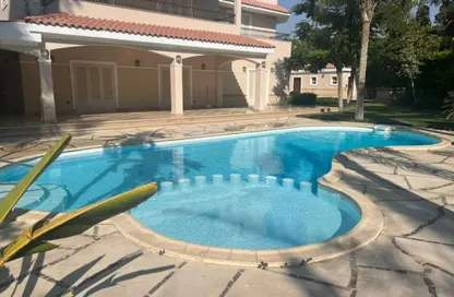 فيلا - 6 غرف نوم - 7 حمامات للايجار في جرين هايتس - محور 26 يوليو - مدينة 6 أكتوبر - الجيزة