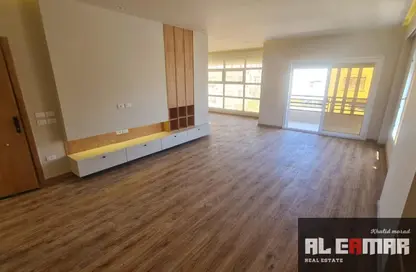 شقة - 3 غرف نوم - 3 حمامات للبيع في المنطقة السياحية الثالثة - المنطقة السياحية - الحي المتميز - مدينة 6 أكتوبر - الجيزة