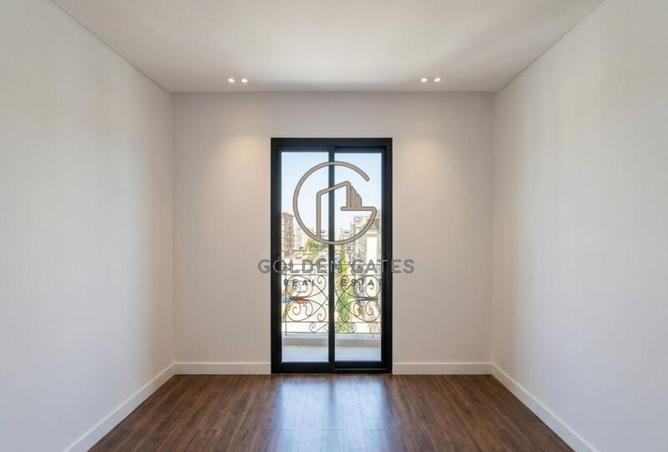 96582235 - Property Image 2
