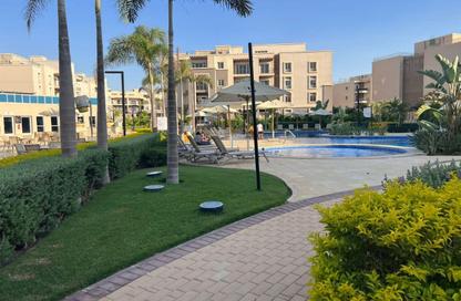 Apartment - 3 Bedrooms - 3 Bathrooms for sale in October Plaza - 6 October Compounds - 6 October City - Giza