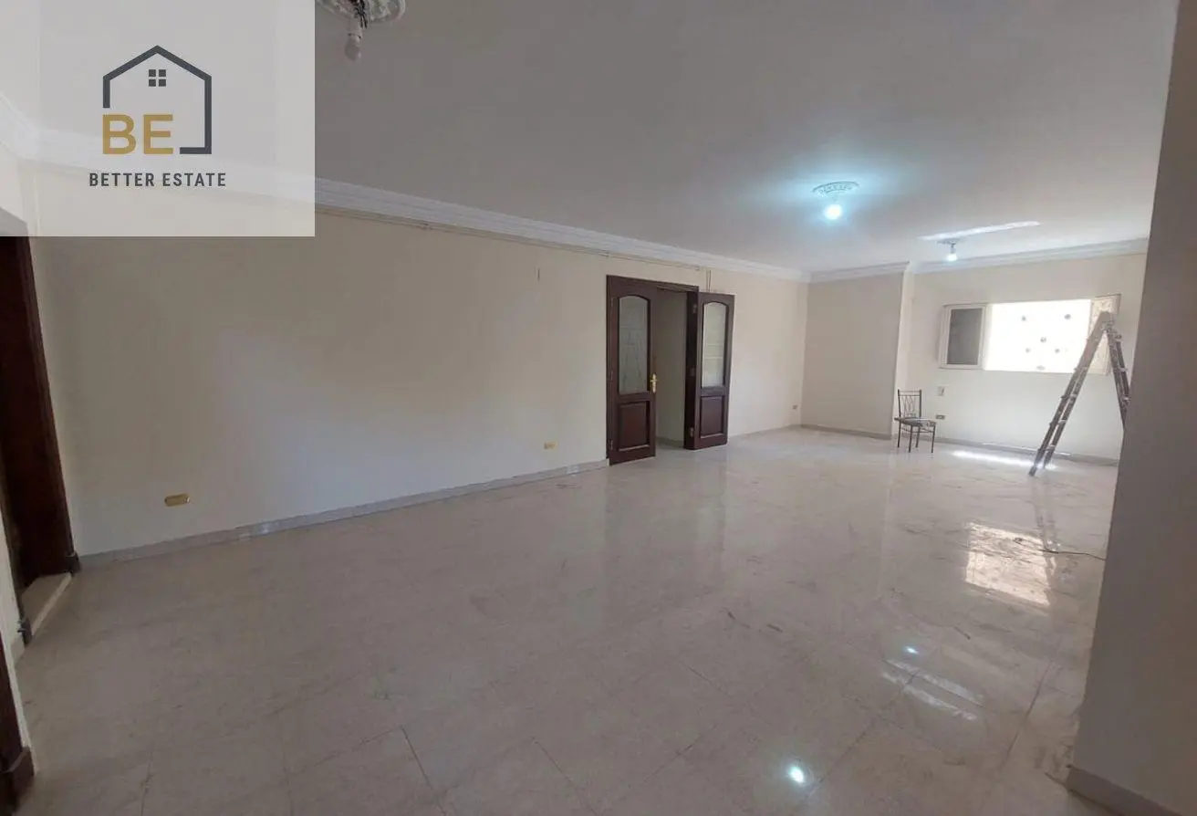 98004078 - Property Main Image
