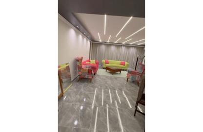 Penthouse - 3 Bedrooms - 4 Bathrooms for sale in Sun Capital - Fayoum Desert road - 6 October City - Giza